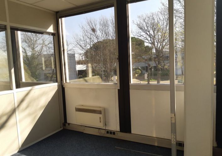 location Bureau Labege