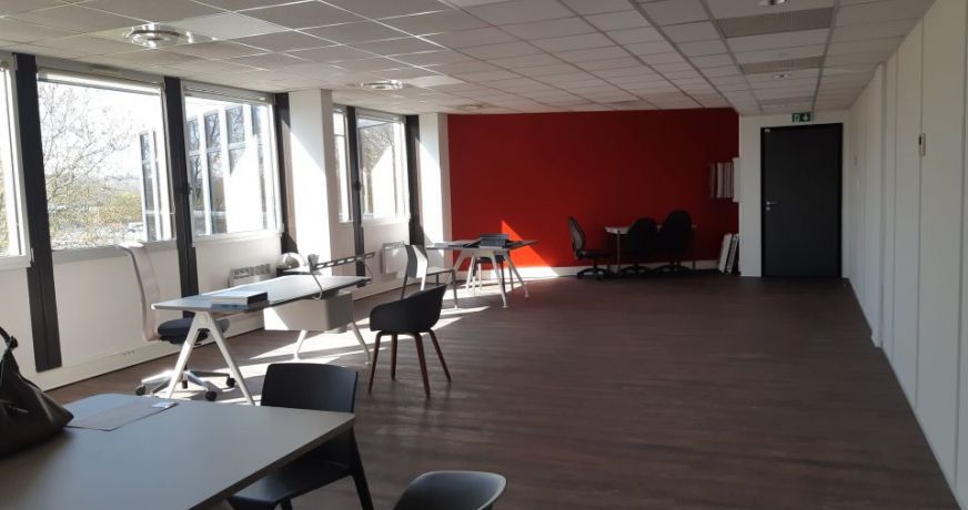 location Bureau Labege