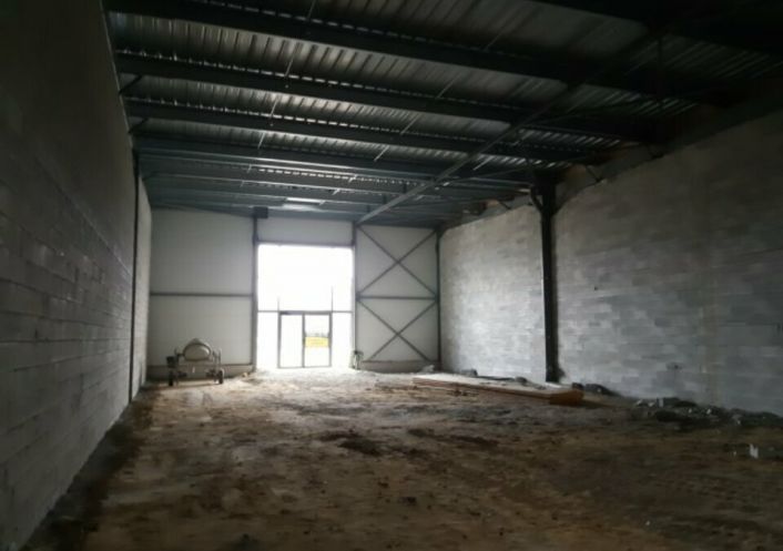 location Local commercial Bouloc