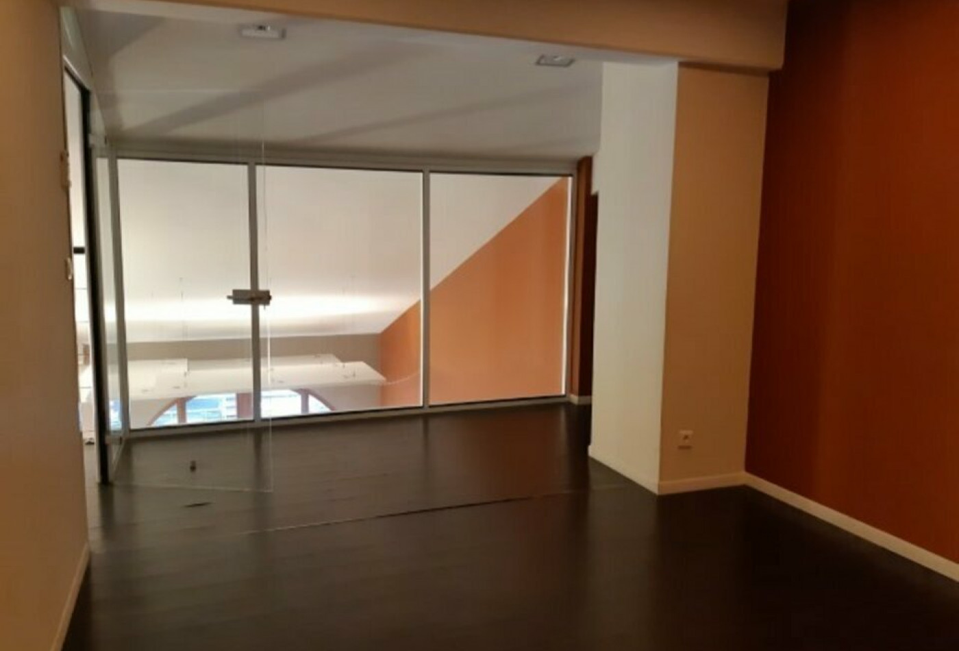 location Bureau Launaguet - Photo 2