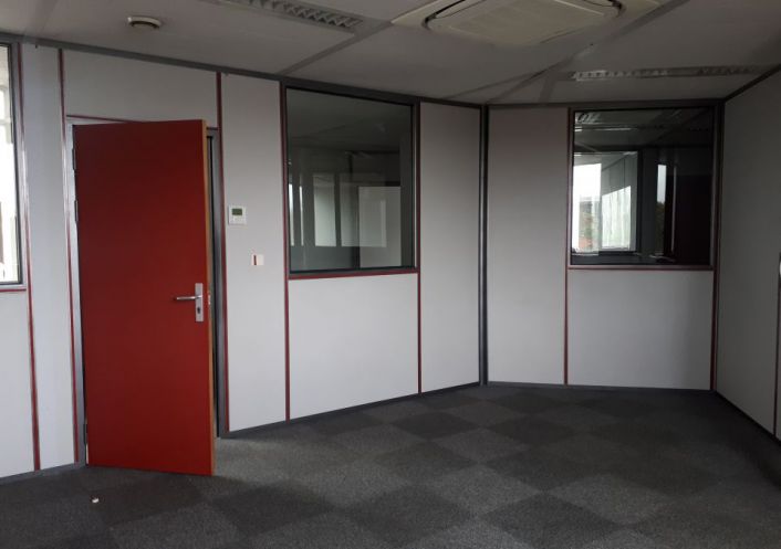 location Bureau Labege