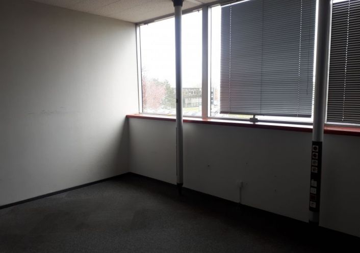 location Bureau Labege