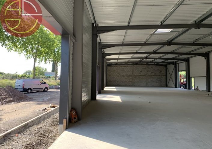 location Entrepot Saint Jory