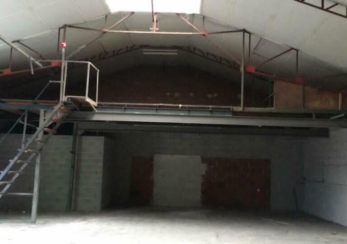 location Entrepot Saint Jory