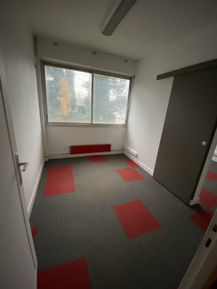 location Bureau Saint Jean - Photo 1