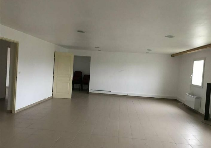 location Entrepot Villeneuve Les Bouloc