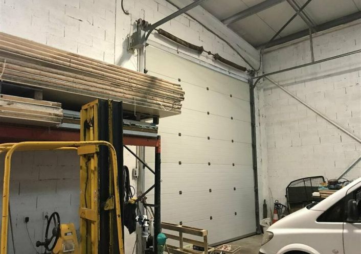 location Entrepot Villeneuve Les Bouloc