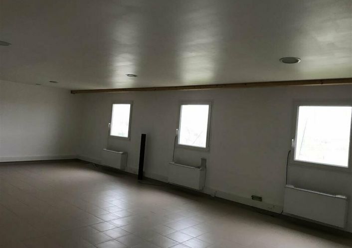 location Entrepot Villeneuve Les Bouloc