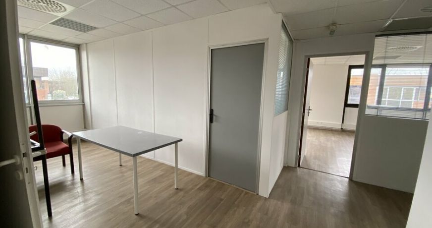 location Bureau Labege