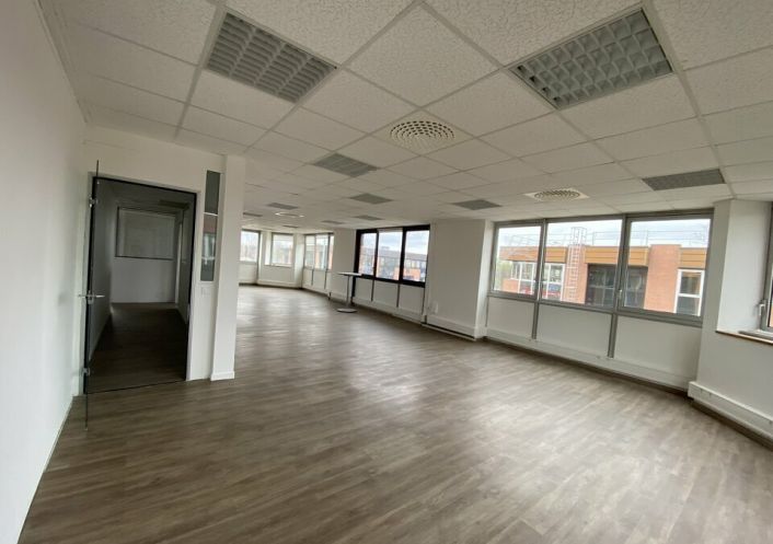 location Bureau Labege