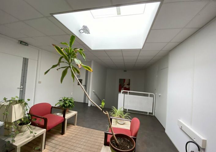 location Bureau Labege