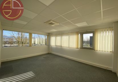 location Bureau Castelnau D'estretefonds