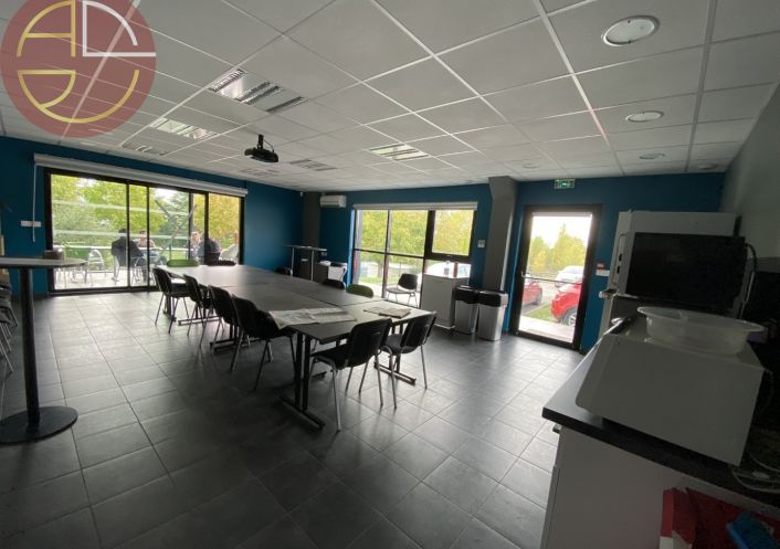 location Bureau Labege