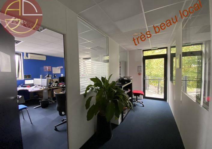 location Bureau Labege