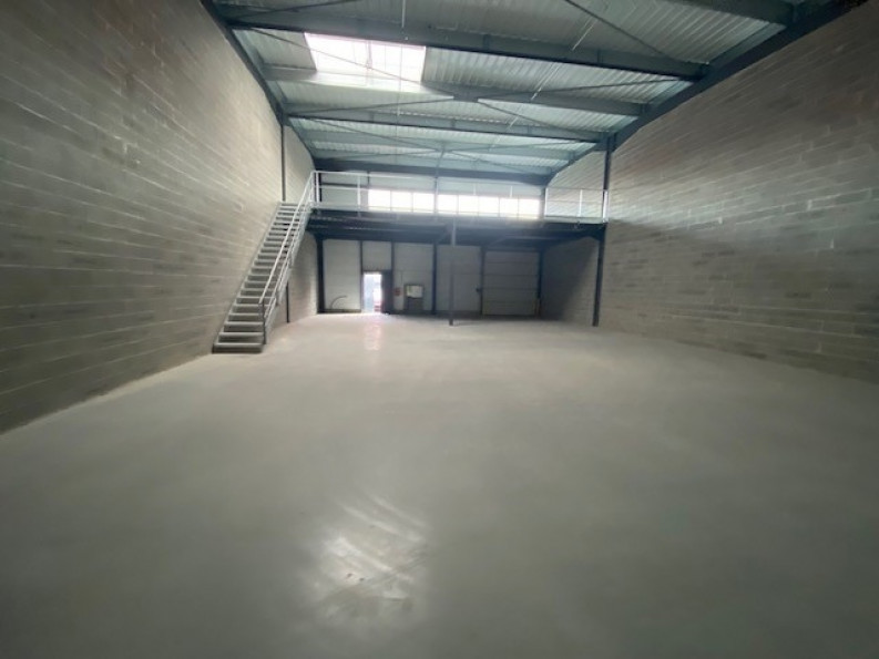 location Entrepot Muret - Photo 3