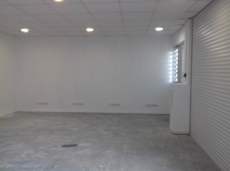 location Entrepot Saint Jory - Photo 7