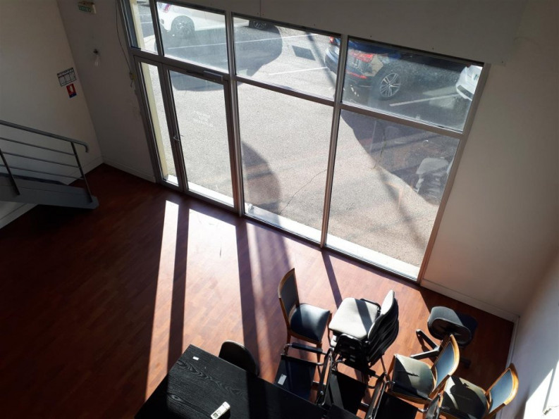 location Local commercial Aucamville - Photo 1