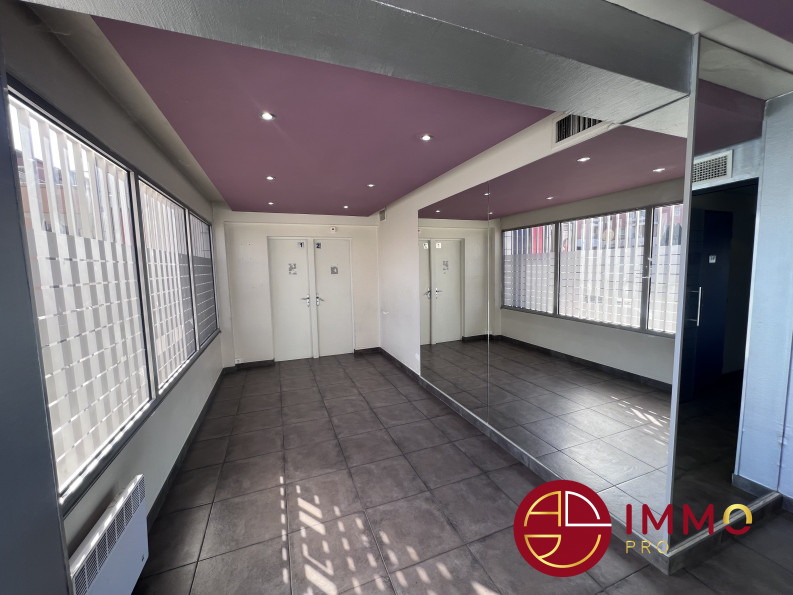 location Local commercial Colomiers - Photo 3