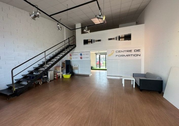 location Local commercial Muret