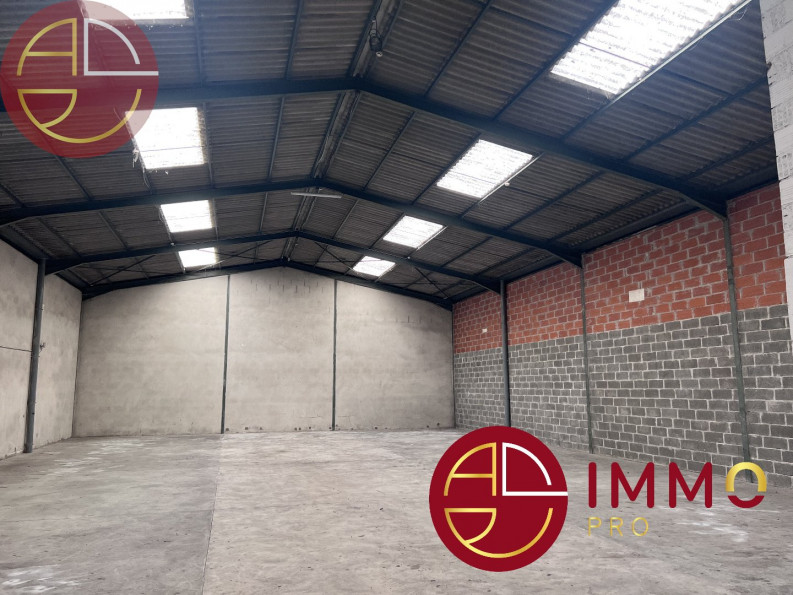 location Entrepot Bruguieres - Photo 1