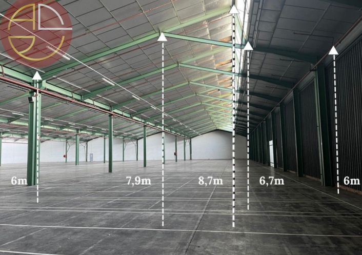 location Entrepot Bressols