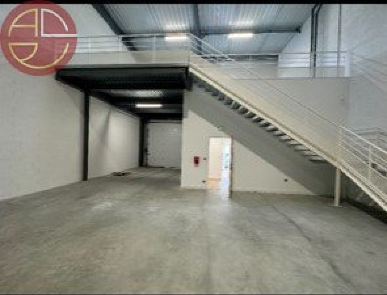 location Entrepot Mondouzil - Photo 2
