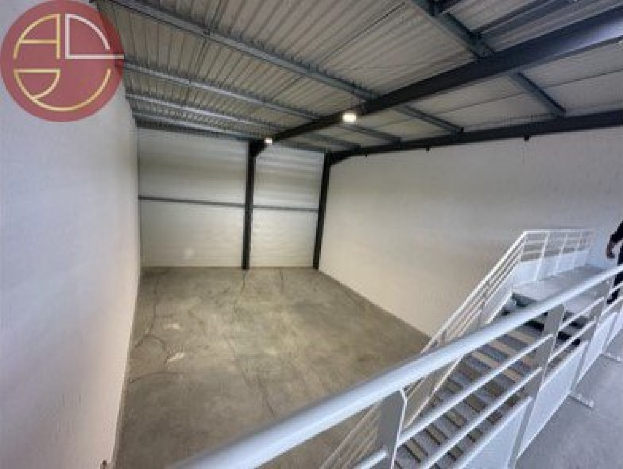 location Entrepot Mondouzil - Photo 6