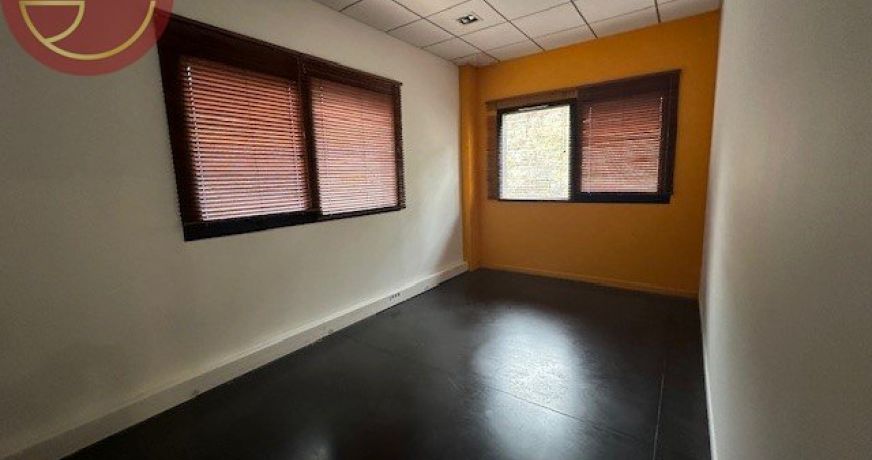 location Local commercial Saint-jean