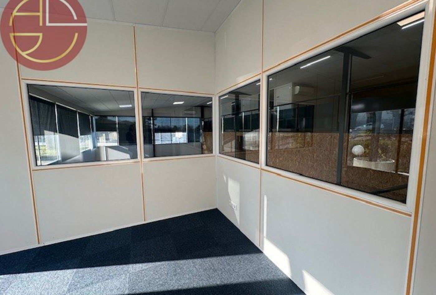 vente Bureau Mondouzil - Photo 3