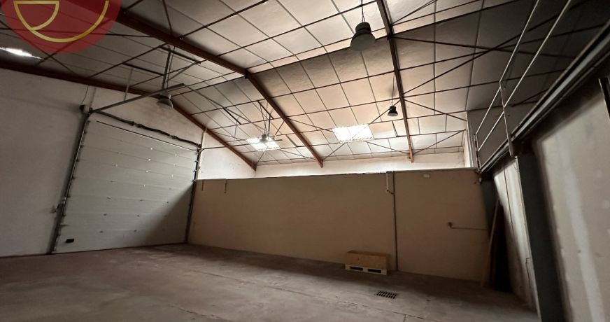 location Local commercial Pins-justaret