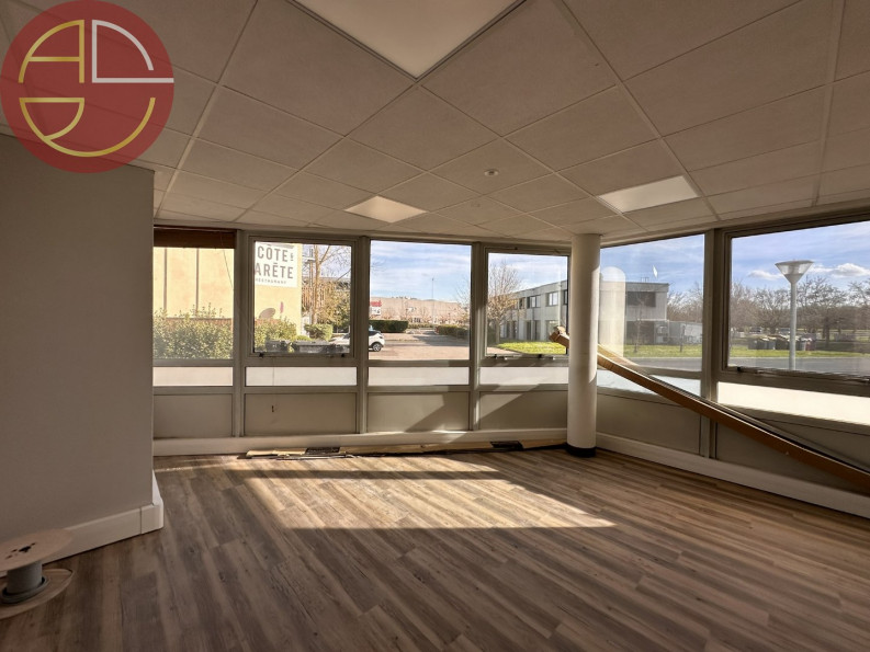 location Bureau Labege - Photo 2
