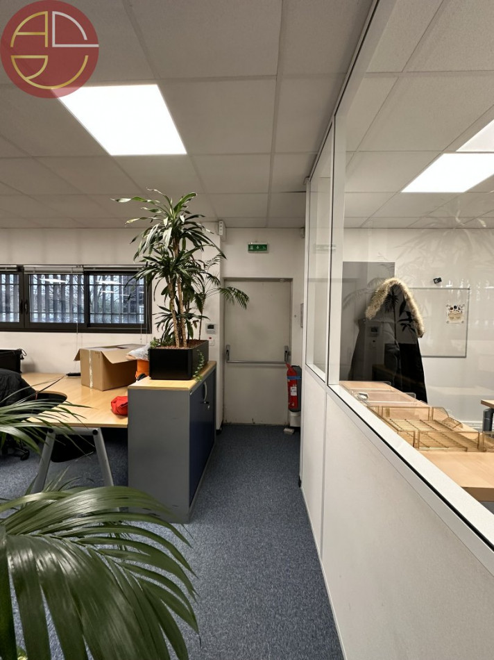 location Entrepot Montrabe - Photo 6