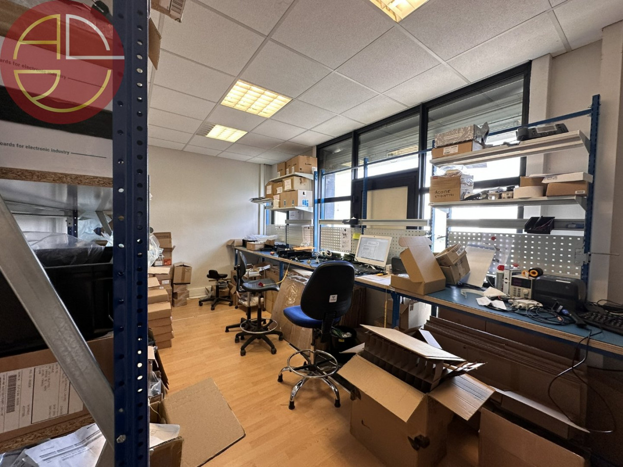 location Entrepot L Union - Photo 3