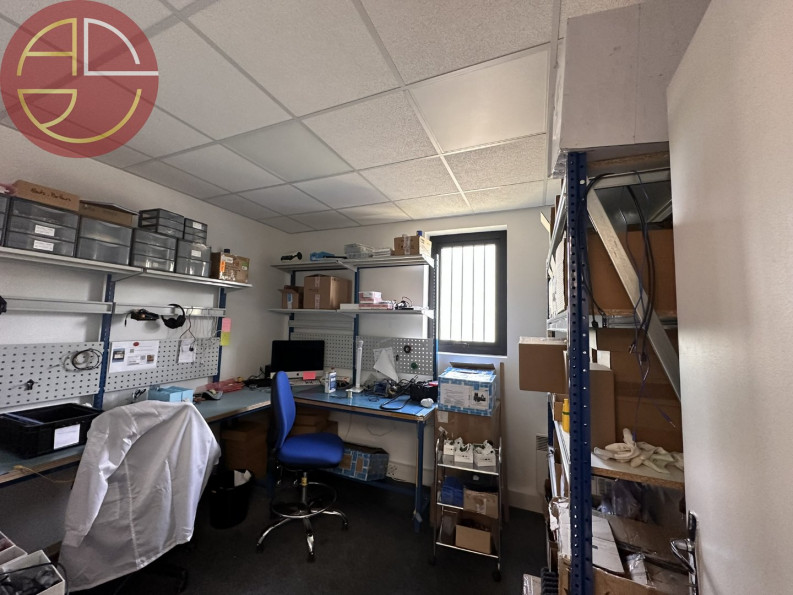 location Entrepot L Union - Photo 8