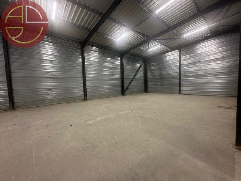 location Entrepot L'union - Photo 2