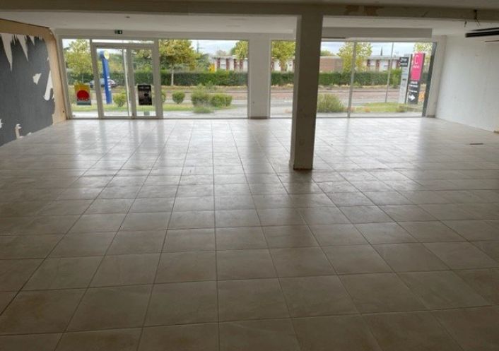 location Local commercial Auzeville Tolosane