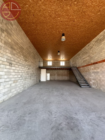 location Entrepot Noe - Photo 1