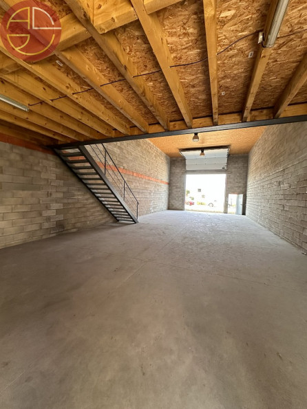 location Entrepot Noe - Photo 3