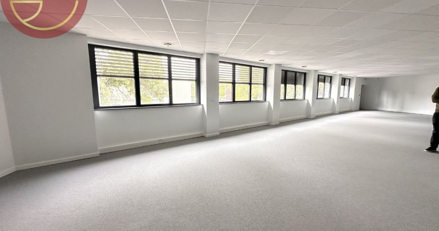 location Local commercial Labege