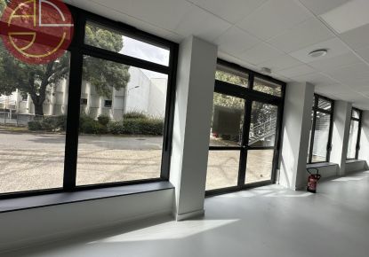 location Local commercial Labege