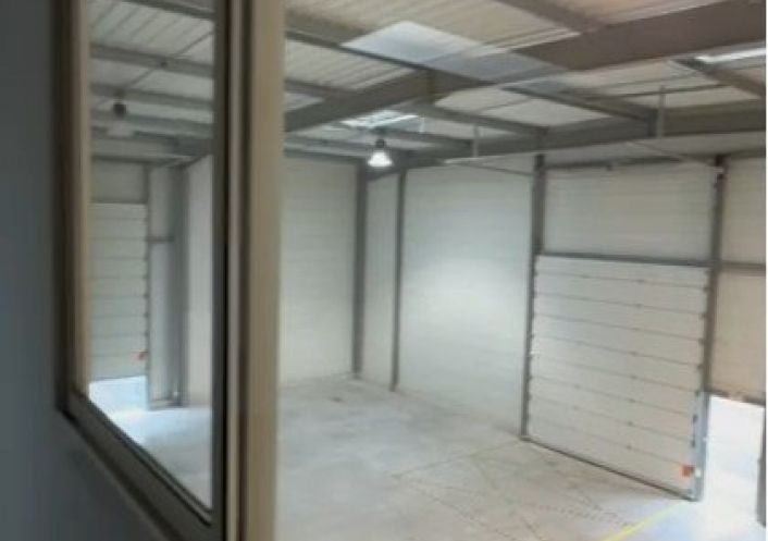 location Entrepot Castelnau-d'estretefonds