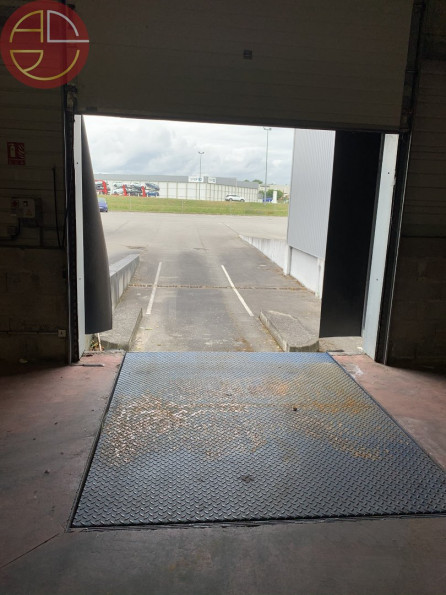 location Entrepot Castelnau-d'estretefonds - Photo 4