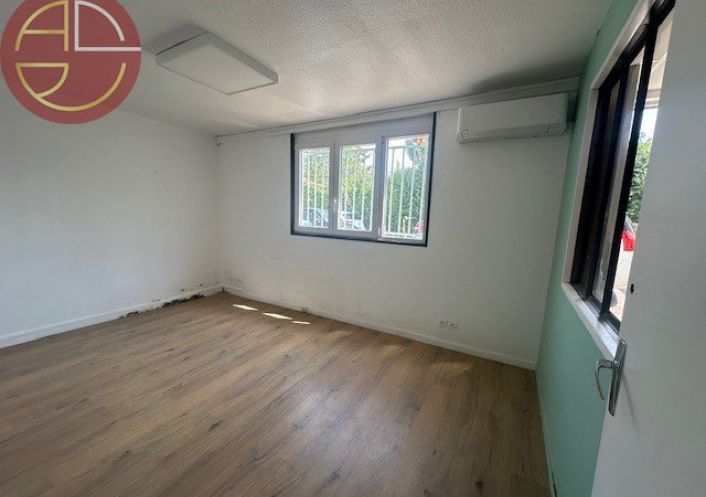 location Entrepot Launaguet