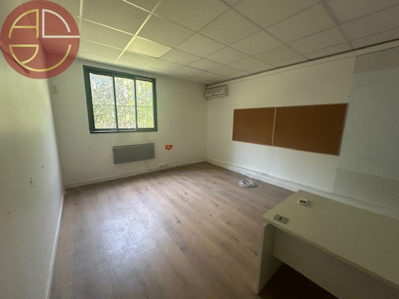 location Entrepot Launaguet - Photo 6