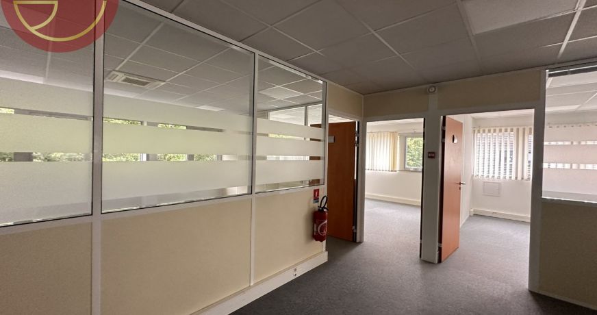 location Bureau Castelnau-d'estretefonds