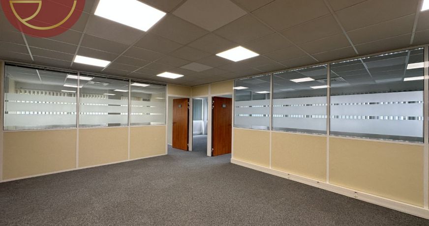 location Bureau Castelnau-d'estretefonds