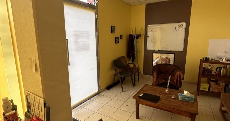 location Local commercial Lespinasse