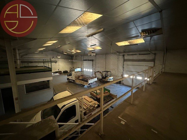 location Entrepot Labarthe-sur-leze - Photo 1