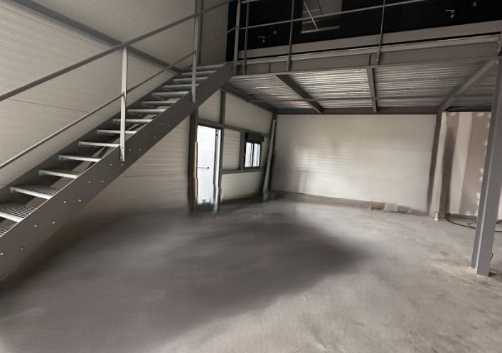 location Entrepot Rouffiac Tolosan