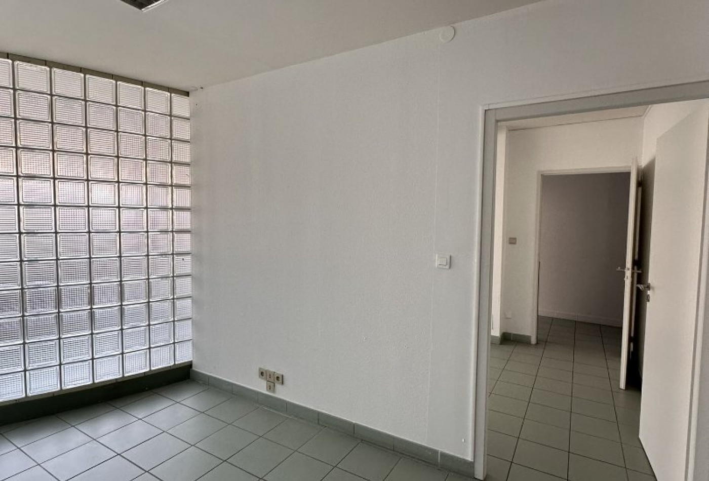 vente Local commercial Muret - Photo 2